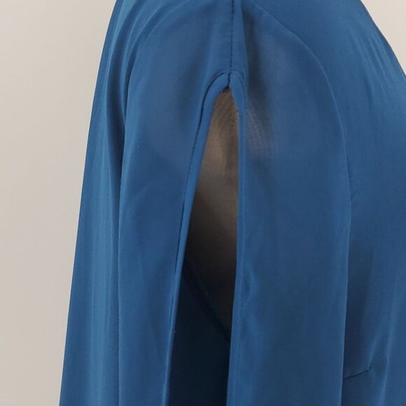 Charlotte Russe blue tunic. Medium. - Picture 4 of 6